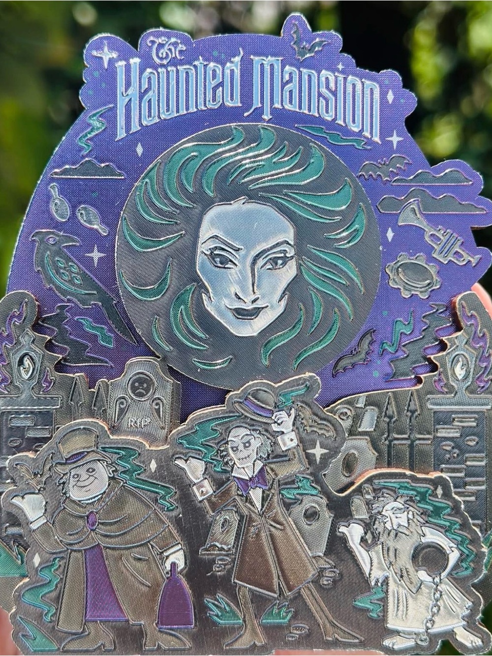 Disney 3D Metallic Haunted Mansion Magnet-Madame Leota-Hitchhiking Ghosts-NEW